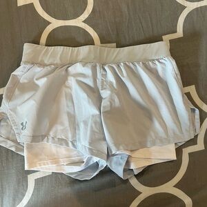 Under Armour Athletic Shorts Size M